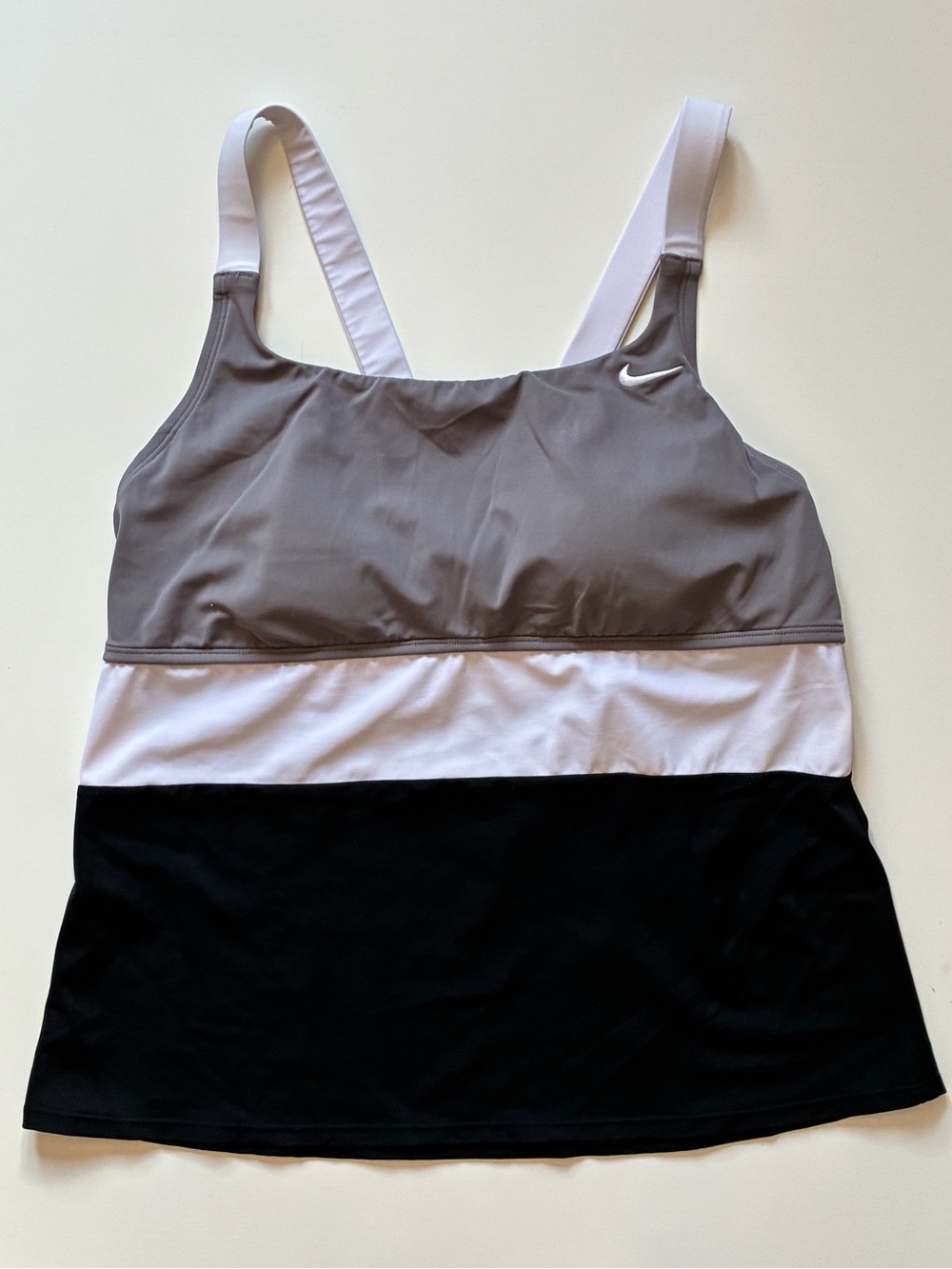 Nike Women's Edge V-Back Swim Tankini Top - Size XL